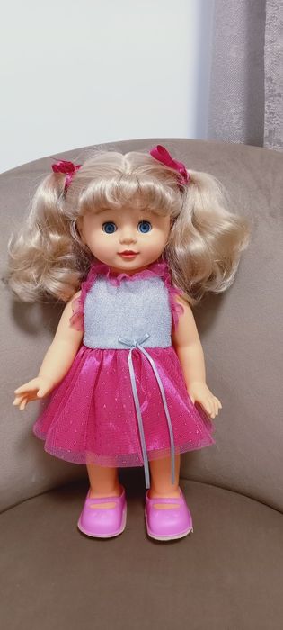 Інтерактивна лялька Даринка