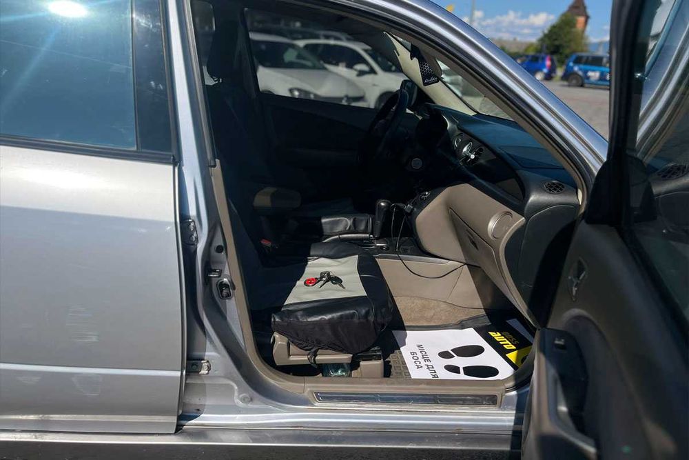 Mitsubishi Outlander 2004