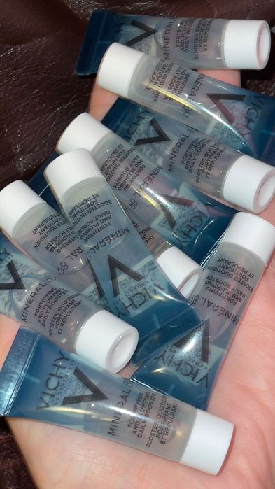 Гель-бустер для зміцнення та зволоження шкіри обличчя vichy mineral 89