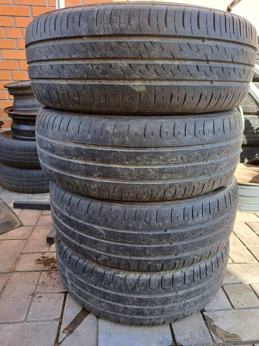 Резина 185 60 R 15 KUMHO лето 2018 года