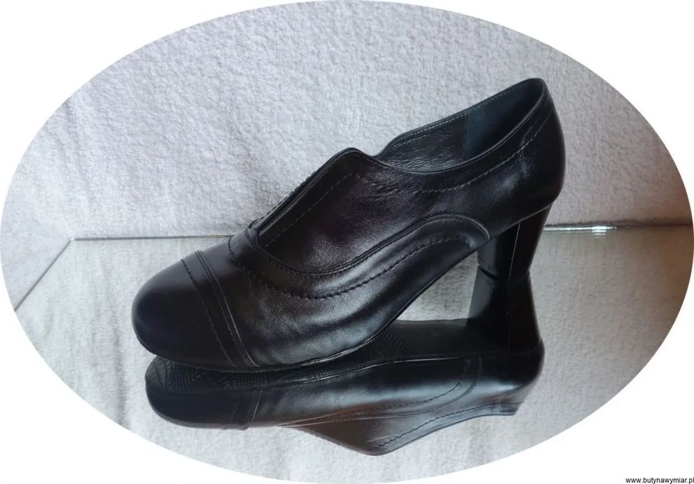 BnW Botki czarne wsuwane na słupku 5 cm