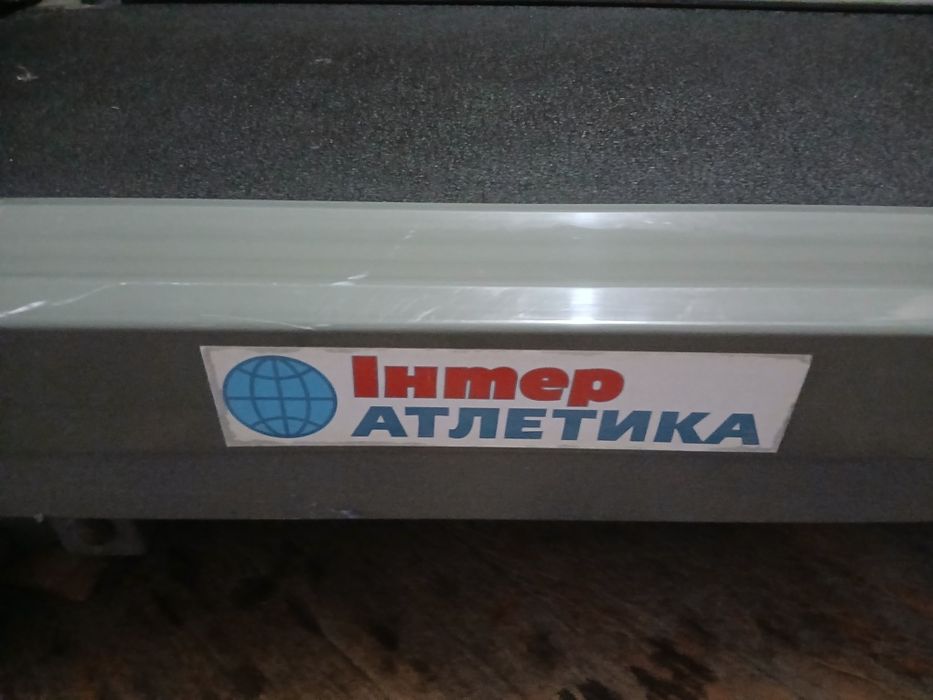 Спортивные тренажоры в количестве трех единицБ/У .