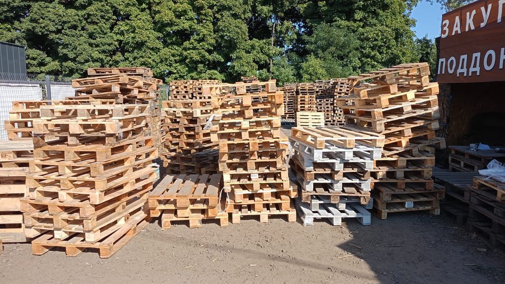 Продаж та Bикуп дерев'яних піддонів в м. Корюківка