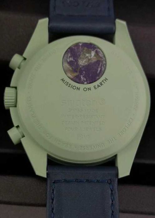 Nowy Omega x Swatch SO33G100 Earth - Kosmiczny model z ekologiczną