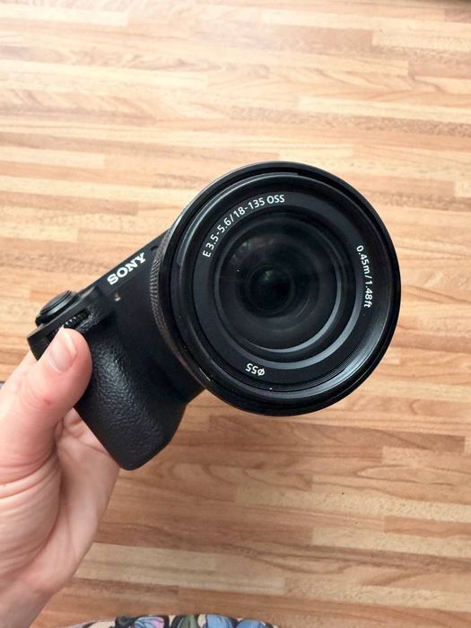 Фотоапарат Sony Alpha a6700 Kit (18-135mm OSS) — Офіційний, стан нового, гарантія, можливий торг