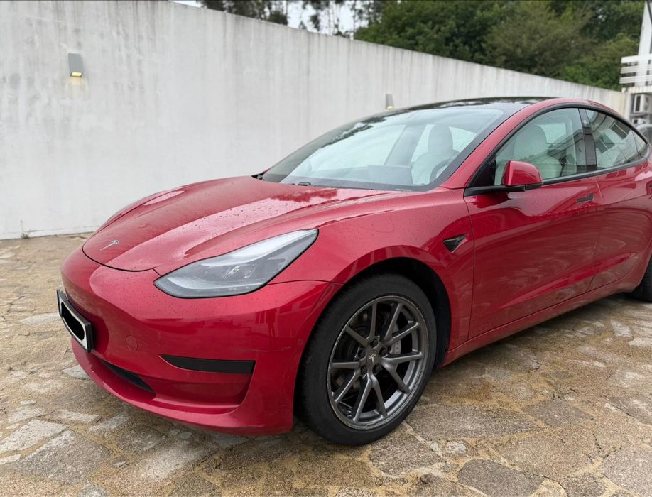 Tesla MODEL 3 SR+    2021