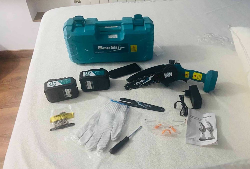 Mini serra elétrica 6' (NOVA)