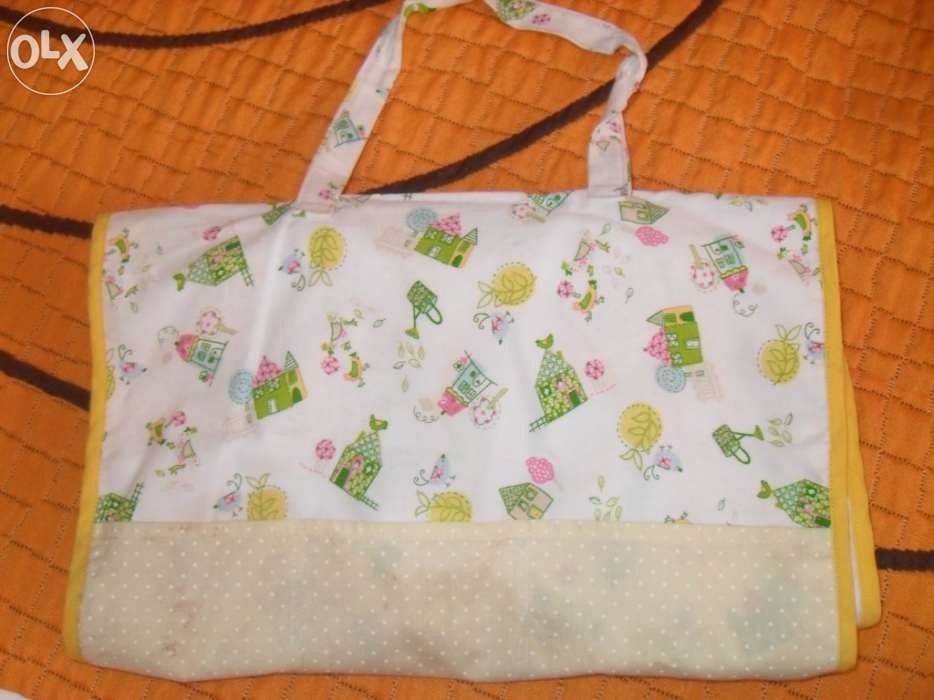 Porta fraldas e toalhitas