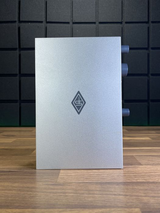 universal audio volt 2 - Купити музичні інструменти - Ціна на OLX.ua