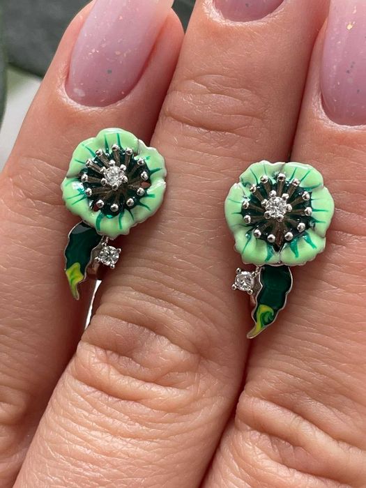 Серебряный цветочек в эмали 925 пробы