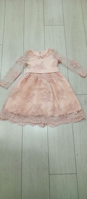 Плаття для дівчинки 4,5 років