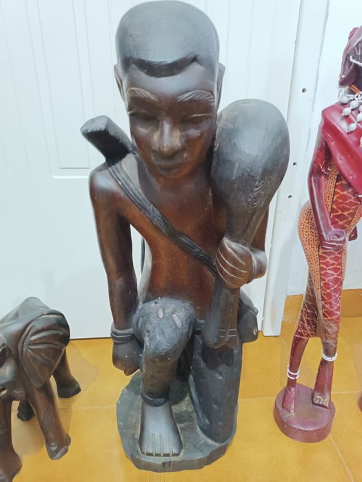 Vende coleção de Bonecos de Madeira Pura (bonecos e animais)