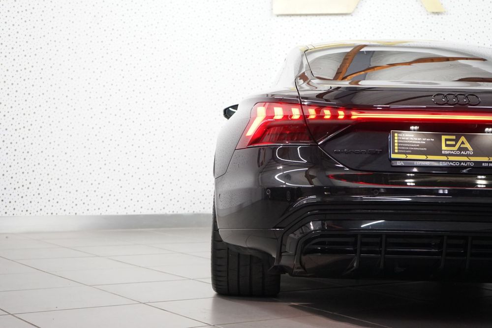 Audi e-tron GT quattro