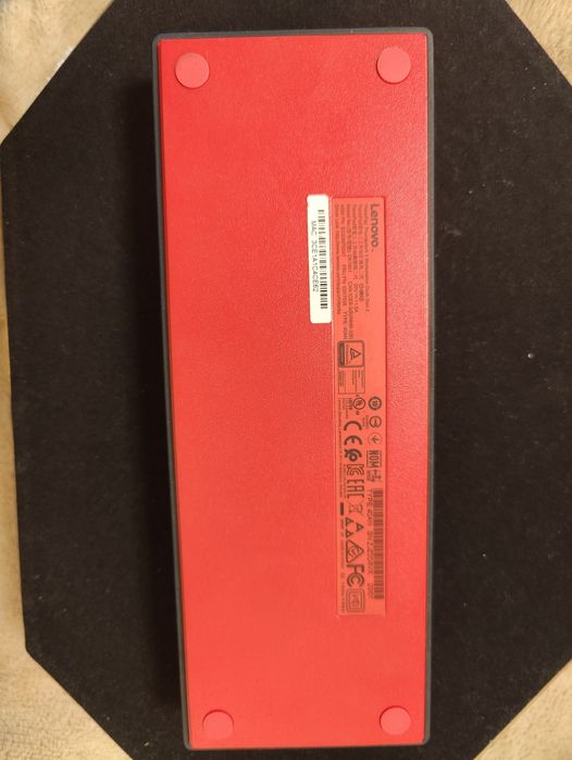 Торг! Док-станція  для Lenovo ThinkPad. Залишилось дві.