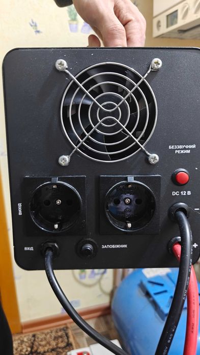 ДБЖ Sturmax PSm951500sw