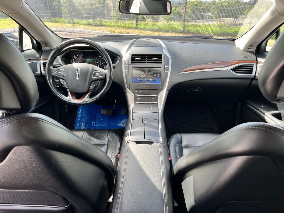 Продам Lincoln MKZ 2.0 EcoBoost AWD