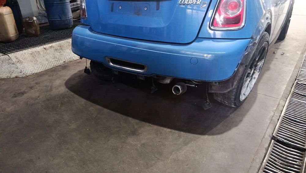 Pára-choques trás MINI Mini (R56)
