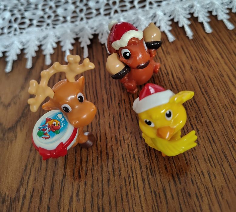 Figurki zabawki  kolekcjonerskie  2013 r Kinder  3 szt