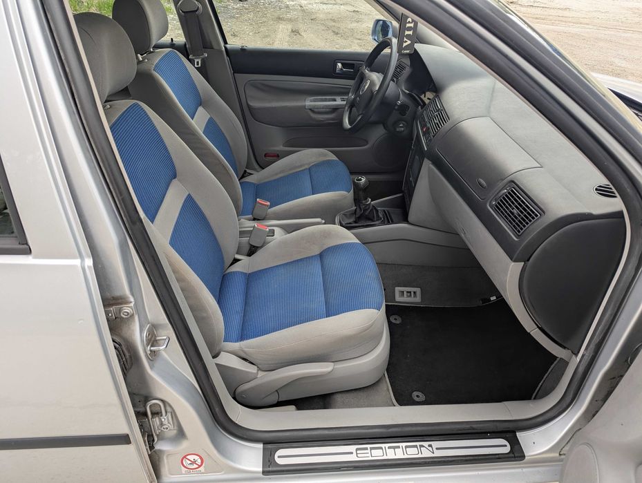 Фольцваген Гольф 4 бензин 1.6 VW Golf 4 1.6 MPI