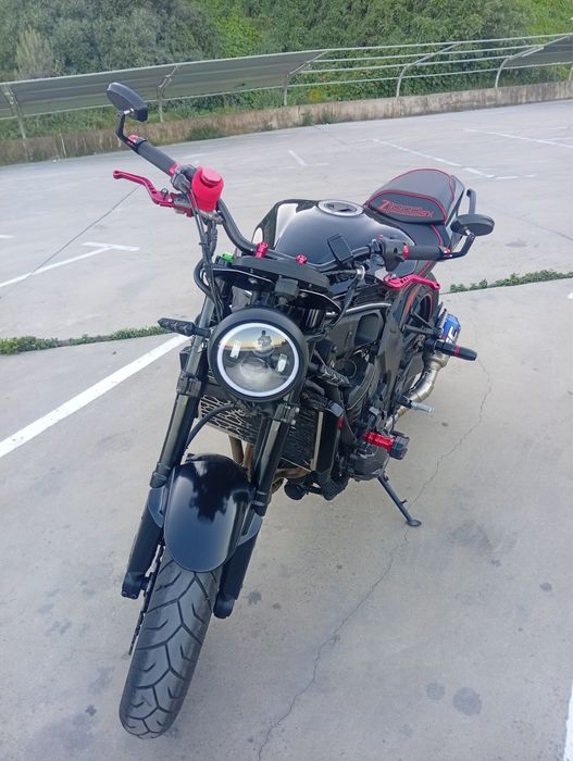 Kawasaki Z1000SX (SC PROJECT) 2011 NAKED. Como Nova.
