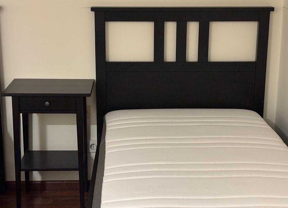 Cama individual IKEA Hemnes
