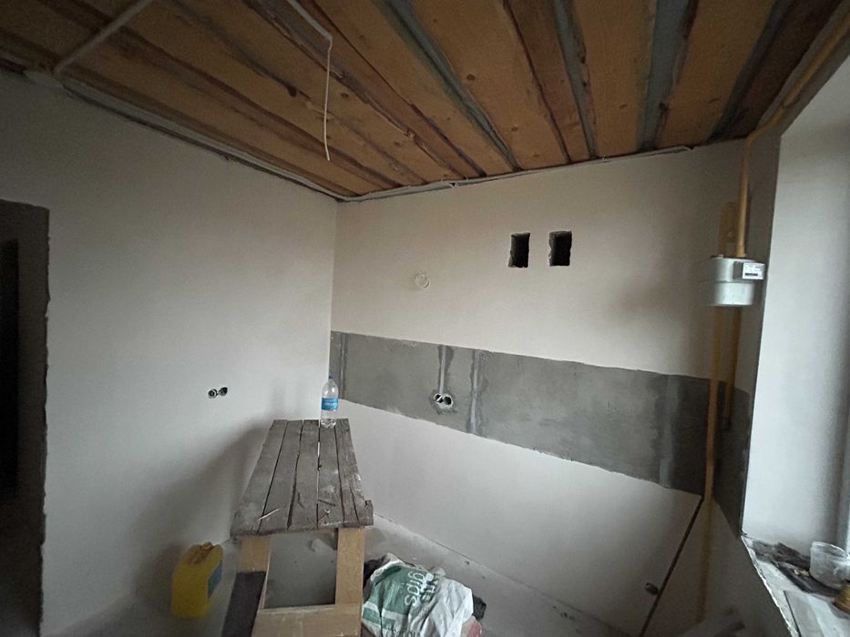 Продається  затишна та світла квартира.