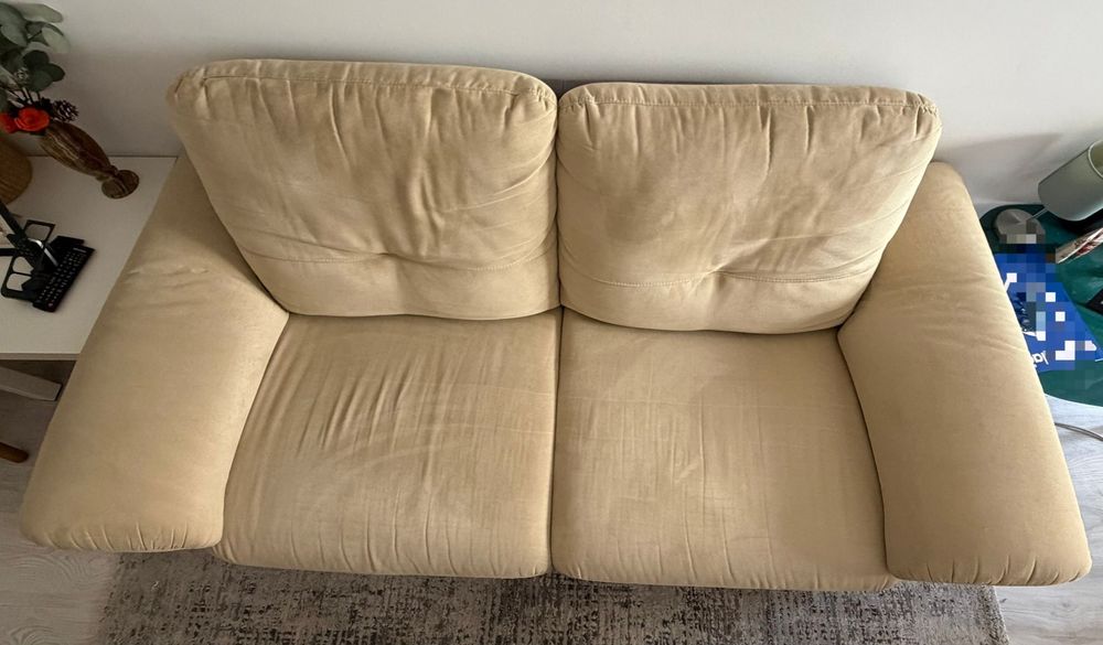 Vendo sofá 3 lugares pele pêssego excelente estado