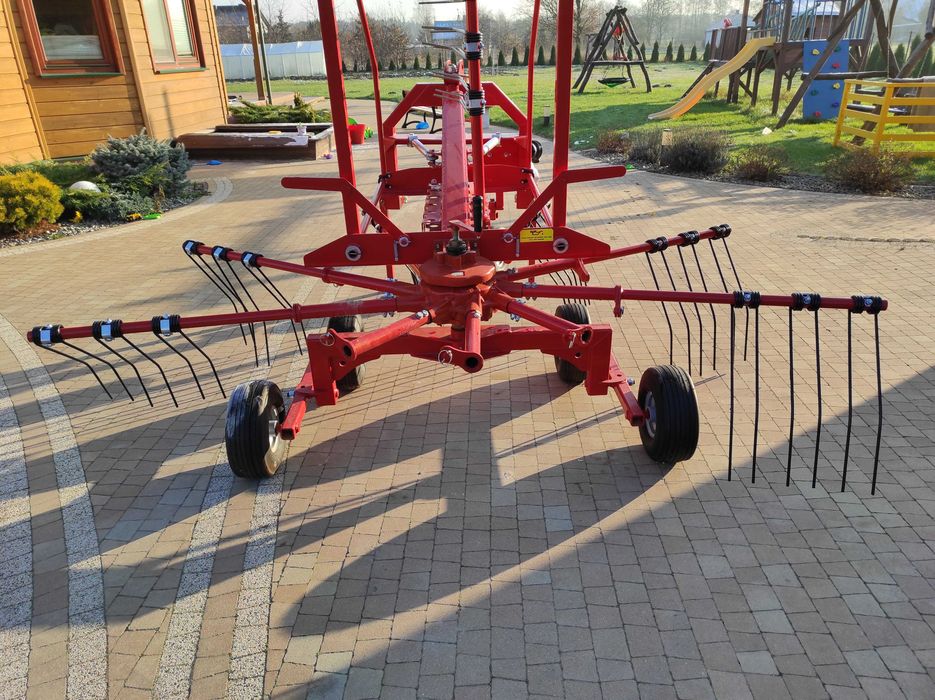 Zgrabiarka karuzelowa TANDEM 3,5m 4,2m wirnikowa WOM Metal-Technik RATY0%