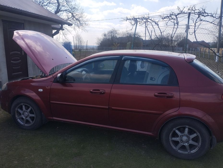 Шевроле лачеті хетчбек