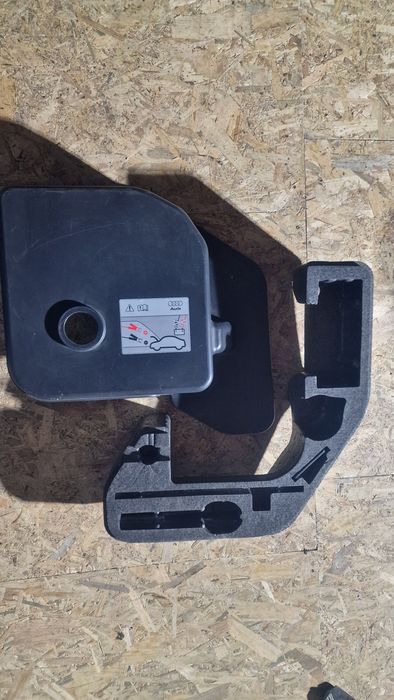 Wkład bagażnika audi a4 b8 pianka plus plastik