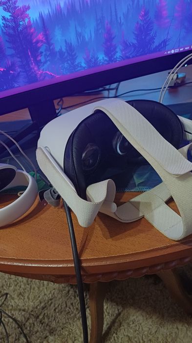 Вр-шолом Meta quest 2+кабель для підключення до пк.