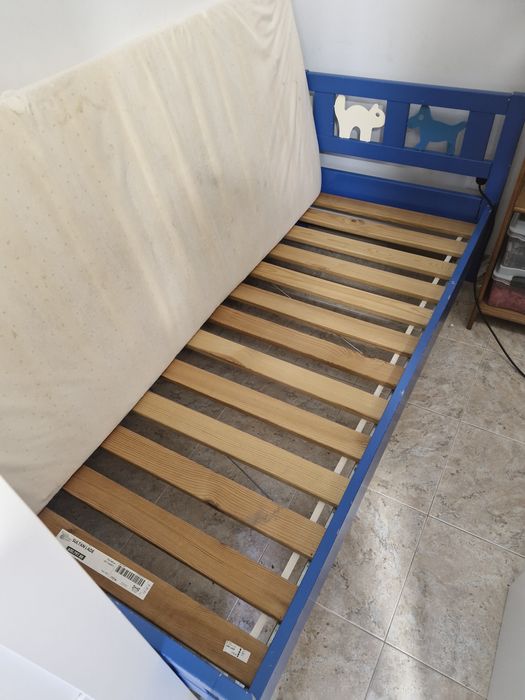 Cama criança + colchão Ikea