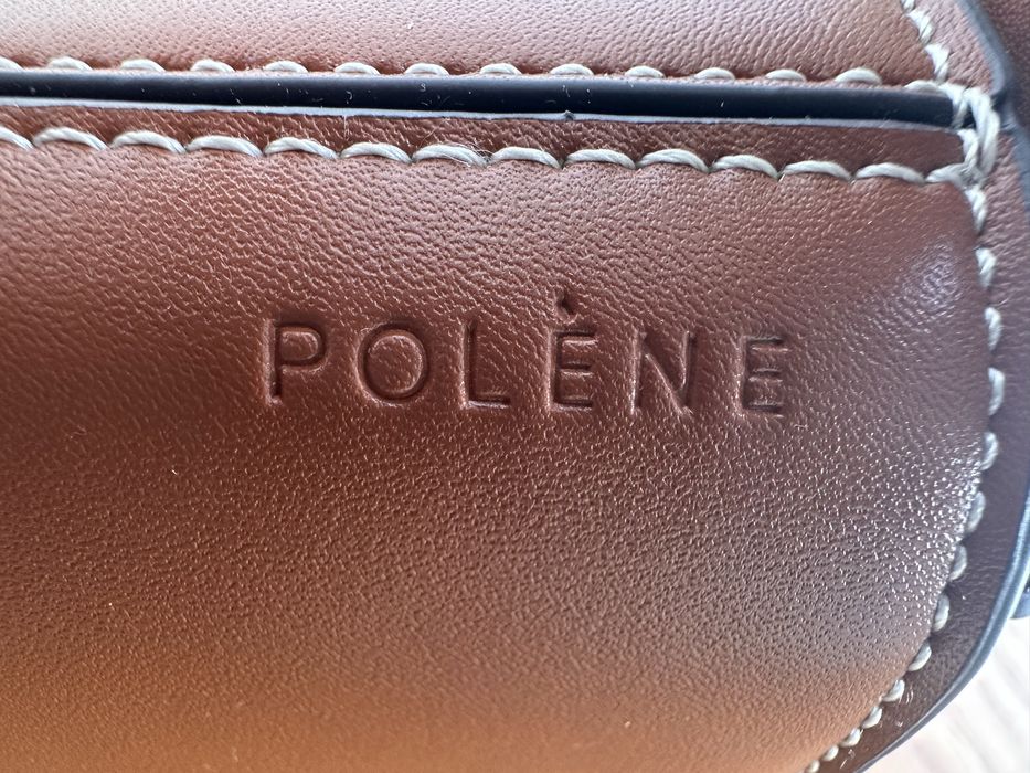 Mala polene osmo