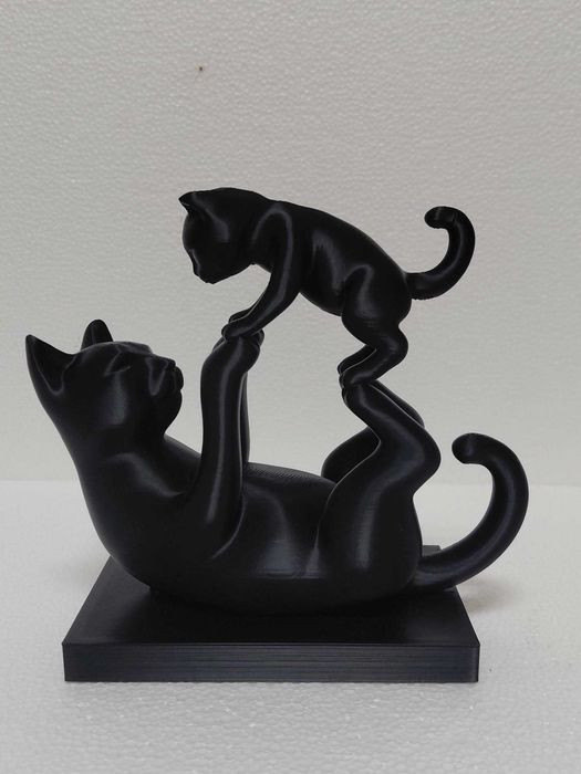 Estatueta Gatos em Brincadeira – Momento Ternura