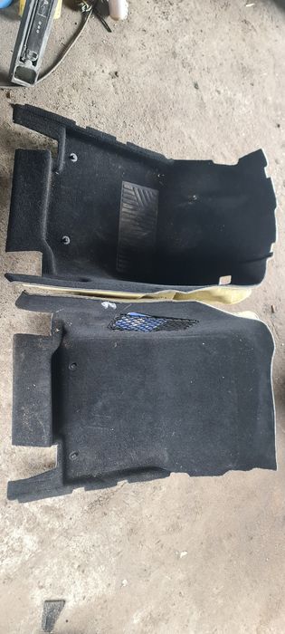 Dywan Wykładzina Podłoga Mercedes W166 ML GLE Prawy Lewy Tylna