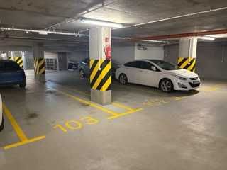 Sprzedam miejsce w garażu ul.Pełczynskiego 5