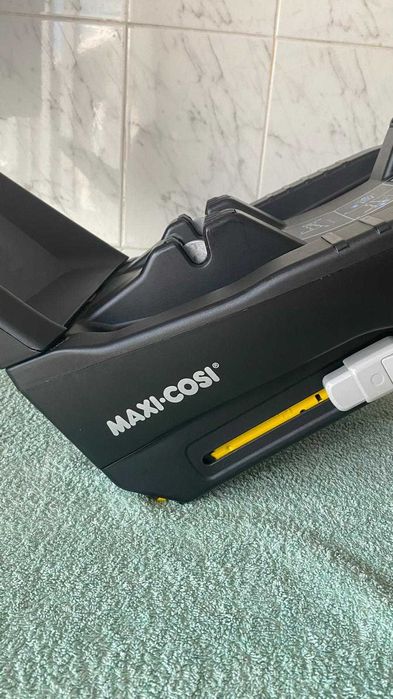 Maxi-Cosi | Cadeira-Auto + Base Familyfix3 I-Size