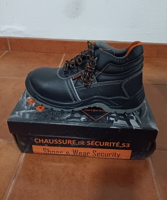 Vendo Bota de proteção S3