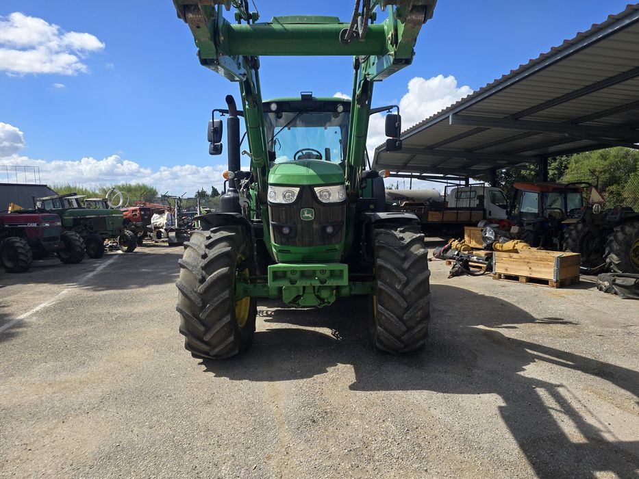 Trator John Deere 6155M - 2020 com carregador frontal