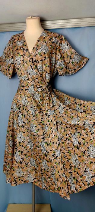 Sukienka letnia z wiskozy roz. 40/42/44