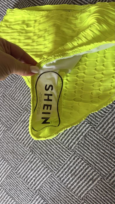 Купальник  Shein новий , розмір М