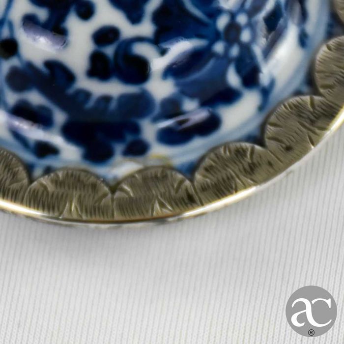 Pequeno pote em porcelana China e prata, Qianlong, séc. XVII / XVIII