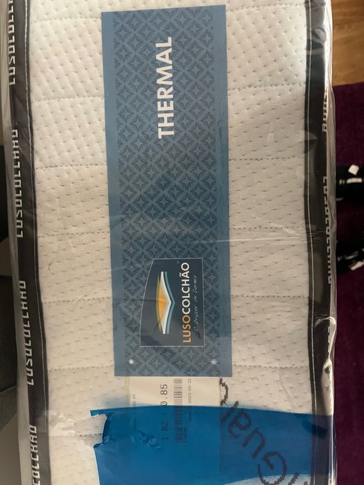 Colchão thermal novo