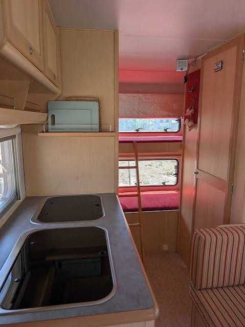 Vendo caravana serium 480 B como nova