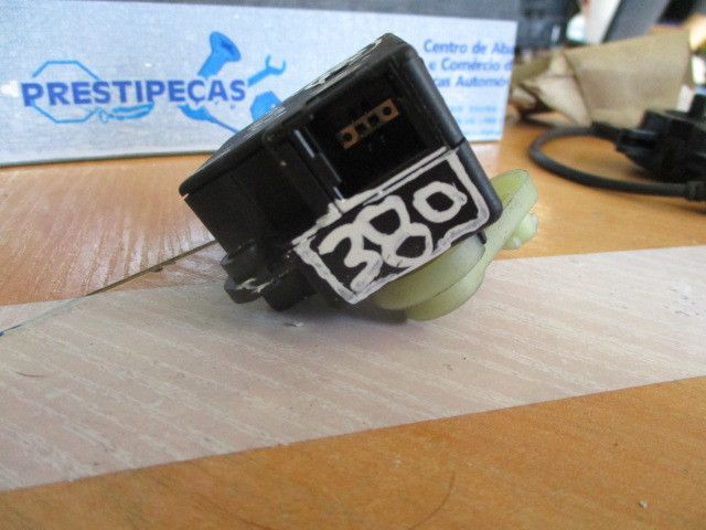 Motor da comporta da sofagem OPEL Vectra B (36_)