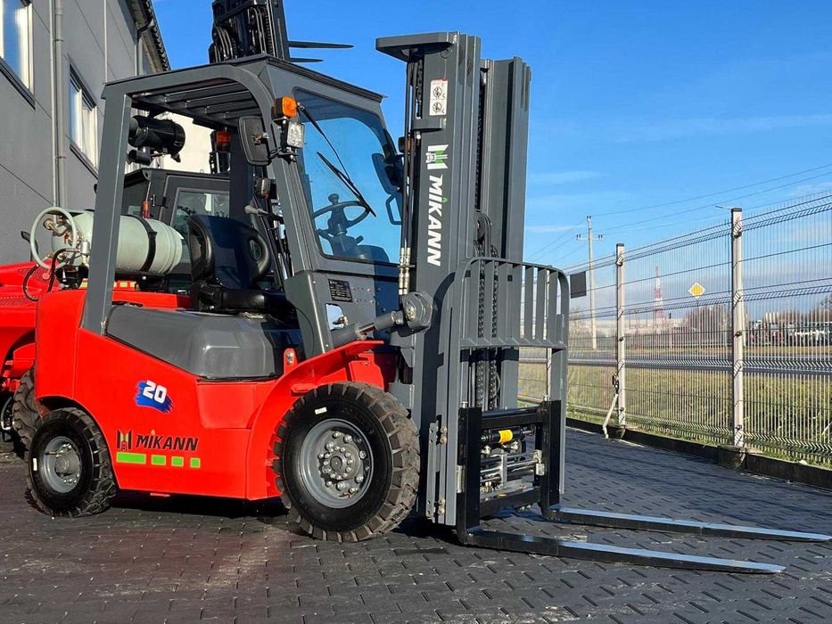 Wózek Widłowy 2T MIKANN, Maszt 4.5m,Triplex, Benzyna-Gaz, Półkabina