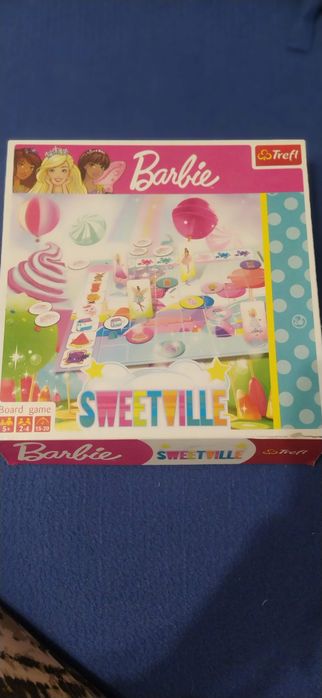 Gra planszowa "Barbie Sweetvile"