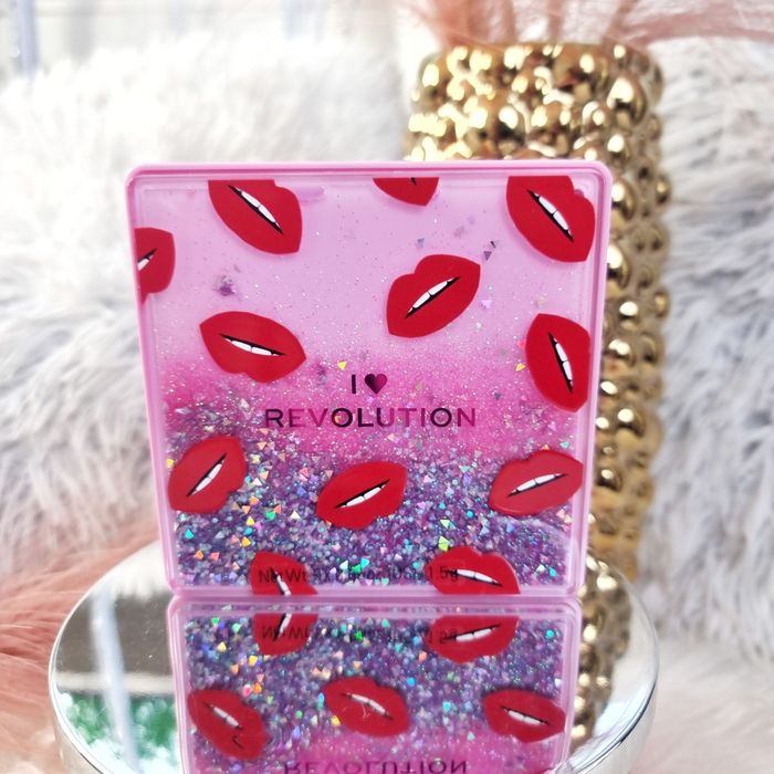 Makeup Revolution Paleta cieni do powiek 9 odcieni nowe