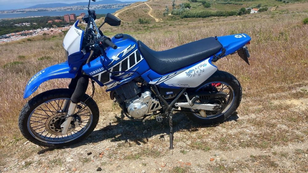 Yamaha xt600 azul