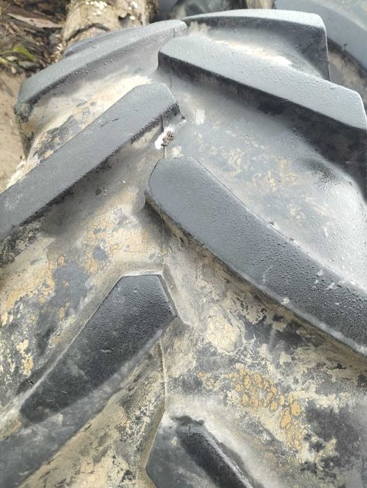 Opony rolnicze 420/85/34. 340/85/24